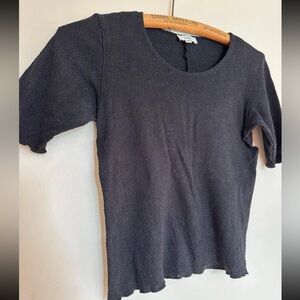 Ozma lettuce hem tee